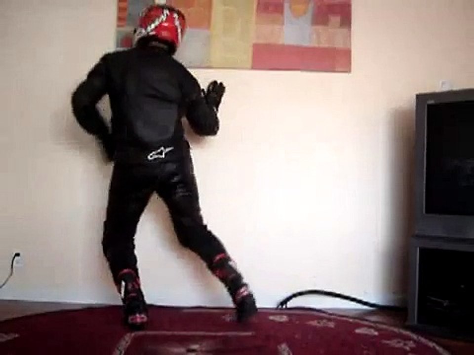 BIKER HUMPS DANCE