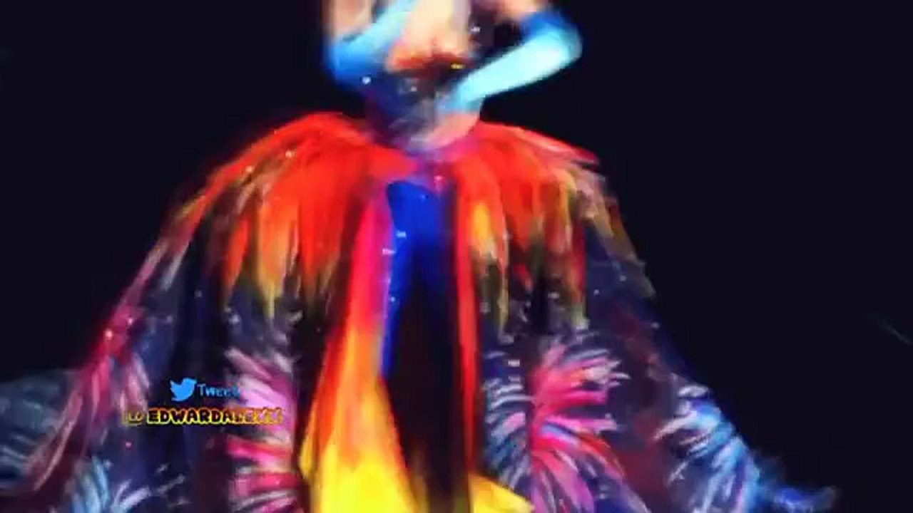 Katy Perry: 'Firework' The Prismatic World Tour - Chicago