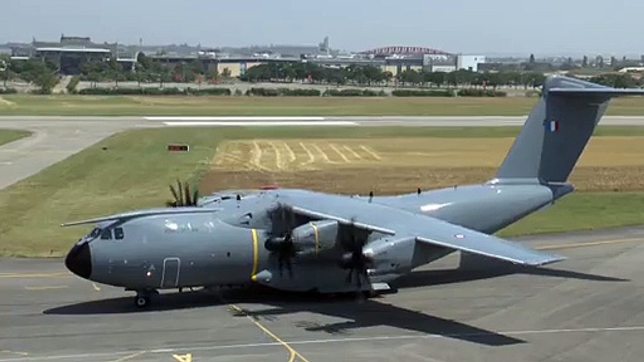 Décollage de l'A400M Métropole de Lyon