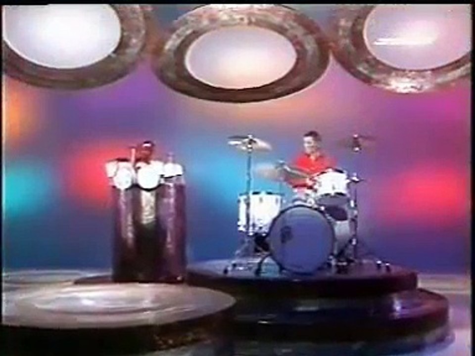 The Muppets Show - Drum Battle - Buddy Rich Vs Animal - video Dailymotion