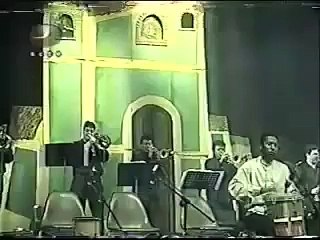 Un Solo Pueblo - Nosotros vivimos bajo e'la matica