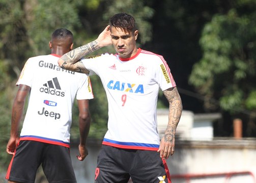 Rubro-negros dão boas-vindas a Guerrero