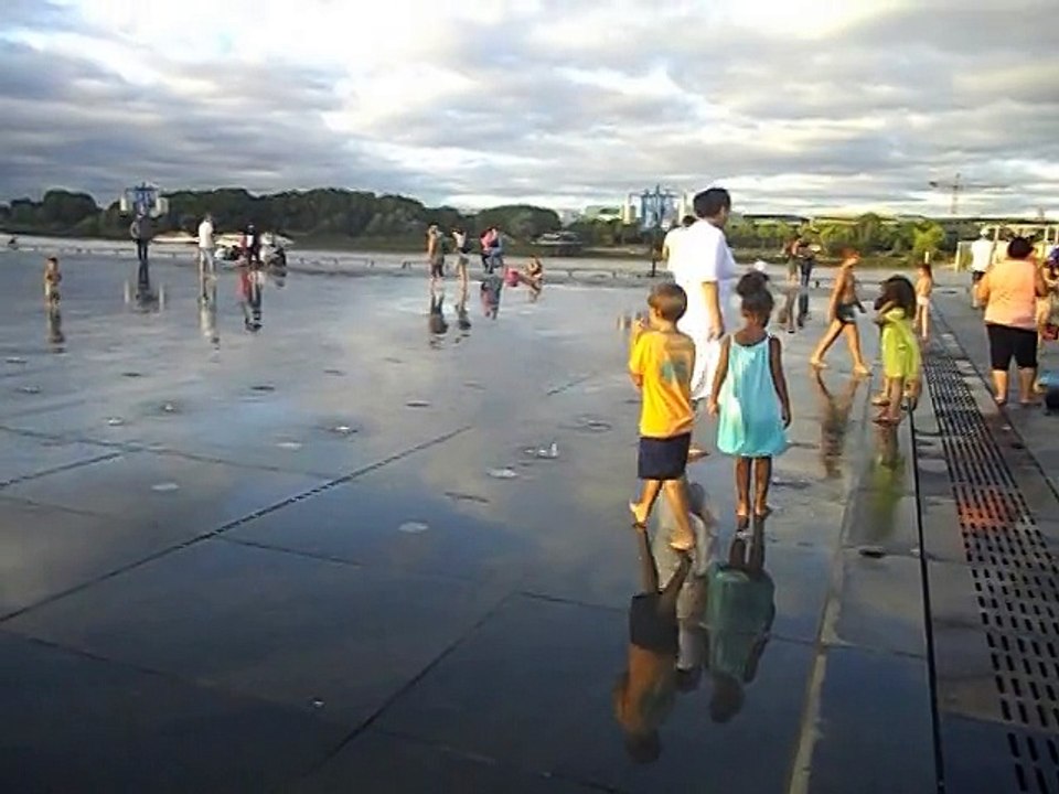 Adrien au miroir d'eau le 07/07/2015