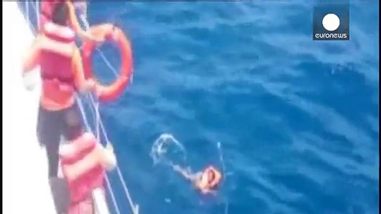 Ελλάδα: Ένας νεκρός και 15 αγνοούμενοι μετανάστ...
