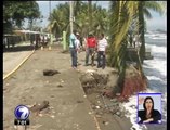 Olas en Limón siguen llegando hasta al bulevar y vecinos temen más daños