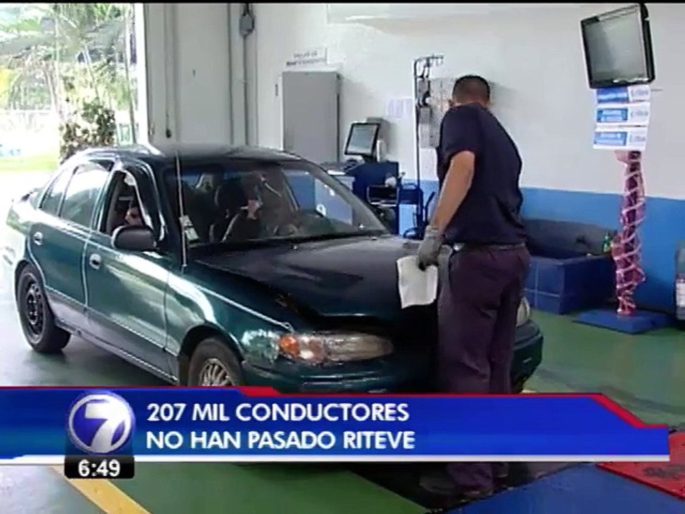 Tránsito ha multado 8.116 conductores por circular sin revisión técnica en 2014