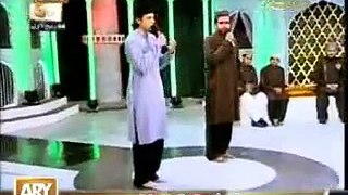 HAFIZ ZEESHAN ELAHI SIALVI VS TASADUQ RASOOL IN MARAHABA YA MUSTAFA SEASON 2 2013 ARY QTV