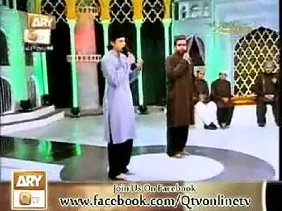 HAFIZ ZEESHAN ELAHI SIALVI VS TASADUQ RASOOL IN MARAHABA YA MUSTAFA SEASON 2 2013 ARY QTV