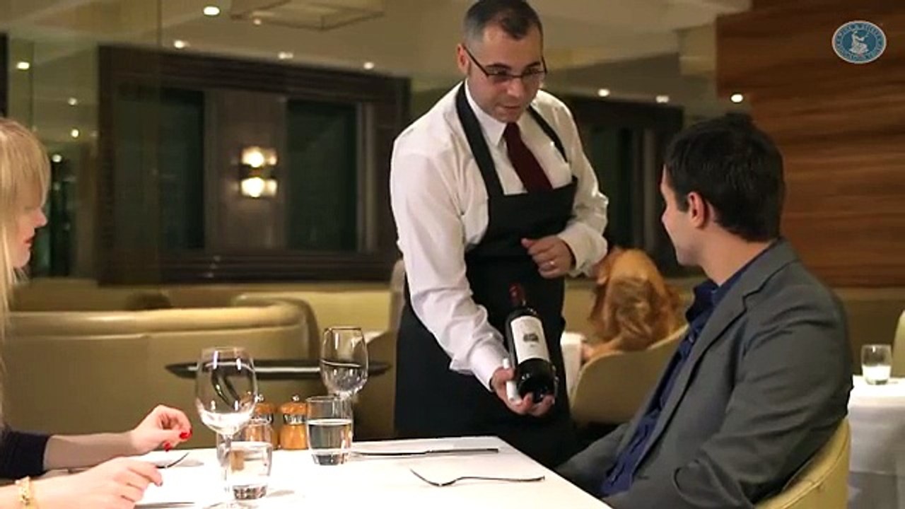 WSET Wine Service Series - Serving Red Wine