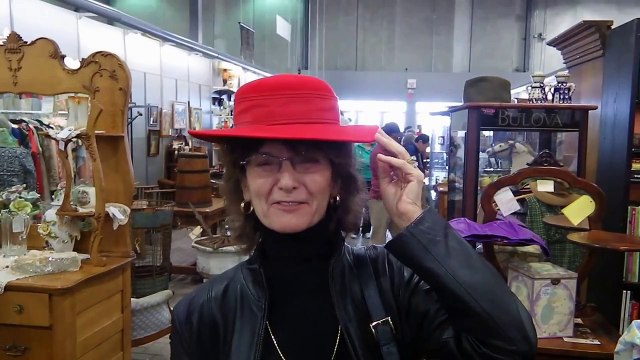 CANADIAN ANTIQUE HUNTERS