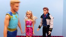 Frozen Hans and Barbie Glam Bathroom Makeover with Plumber Mike The Super Merman DisneyCarToys 1080p