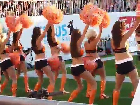 Cheerleaders - BC Lions Felions Dance Team