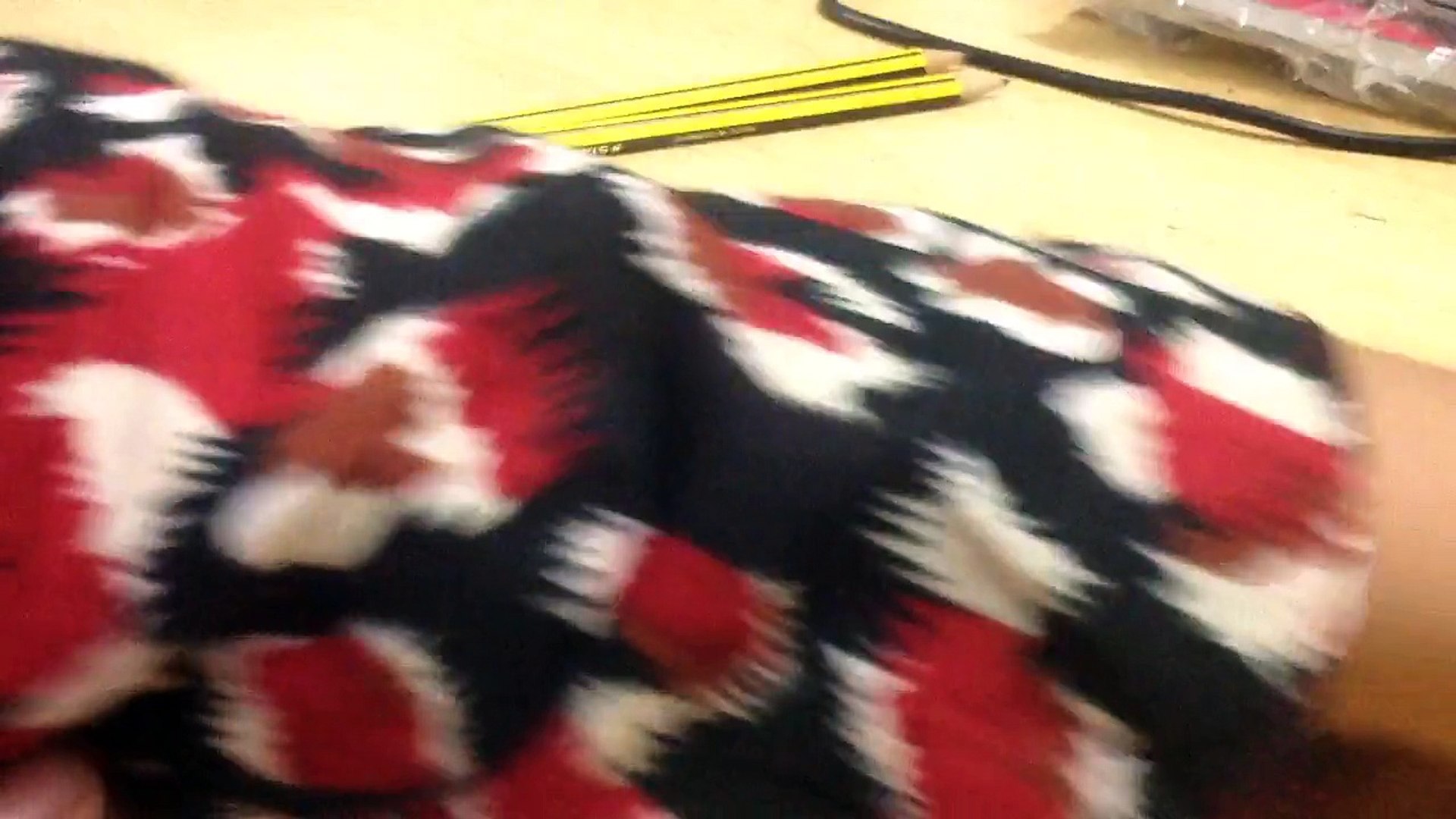 ⁣how to make a pencil spinner drawing and page mark