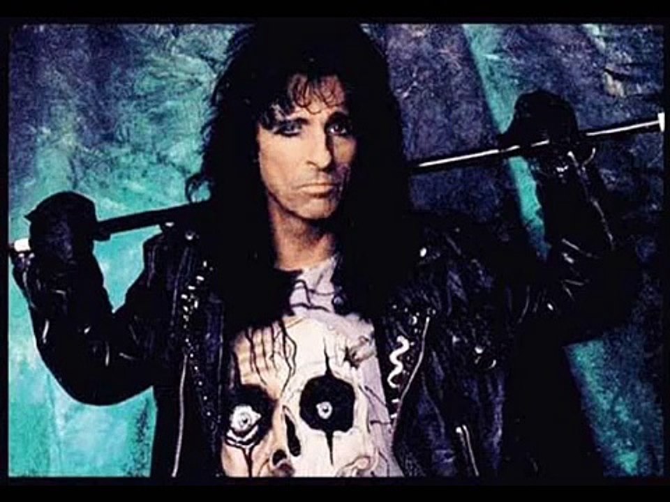 Alice Cooper talks about Tom Waits