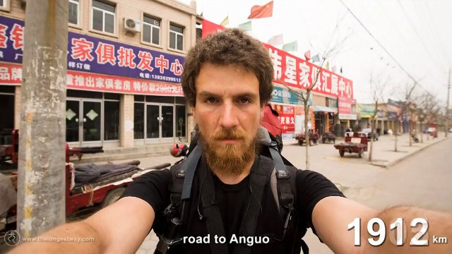 Bir yılda 4500 kilometre yürüyence...