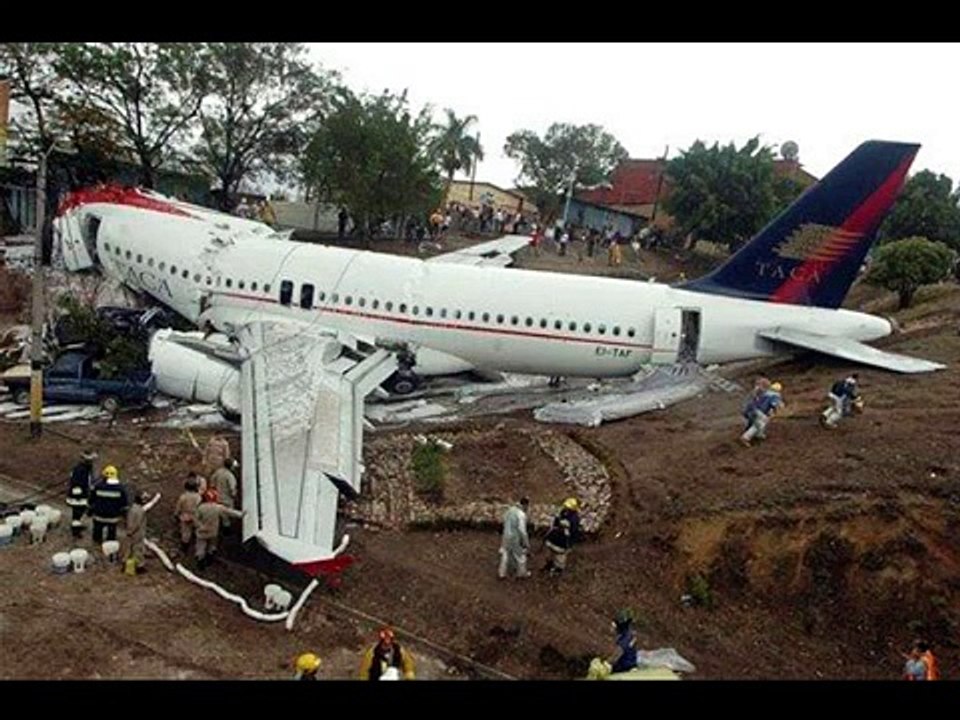 vliegtuig crashes