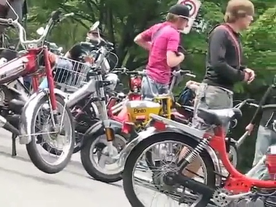 Moped Army - Ghost Ride 2