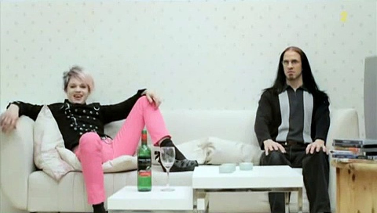 Provocerande Kollektivliv - Ingen bor i skogen