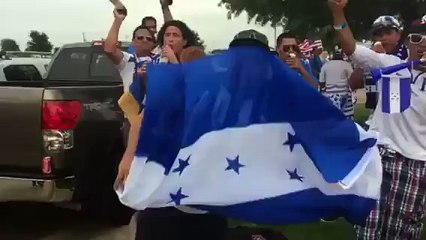 Hondureños previo al partido