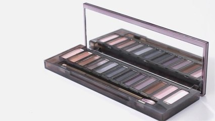 Inside the Allure Beauty Closet  - Urban Decay's New Smoky Naked Palette
