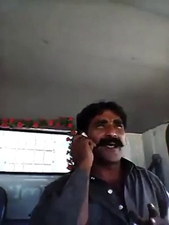 Iss admi ke english check karay, urdu funny video, pakistani funny video, pardasi, punjabi mujra, punjabi girl dance,