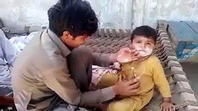 Yeh kya ho raha hay video dekay zara, urdu funny video, punjabi funny videos, pakistani funny video, indian funny video,