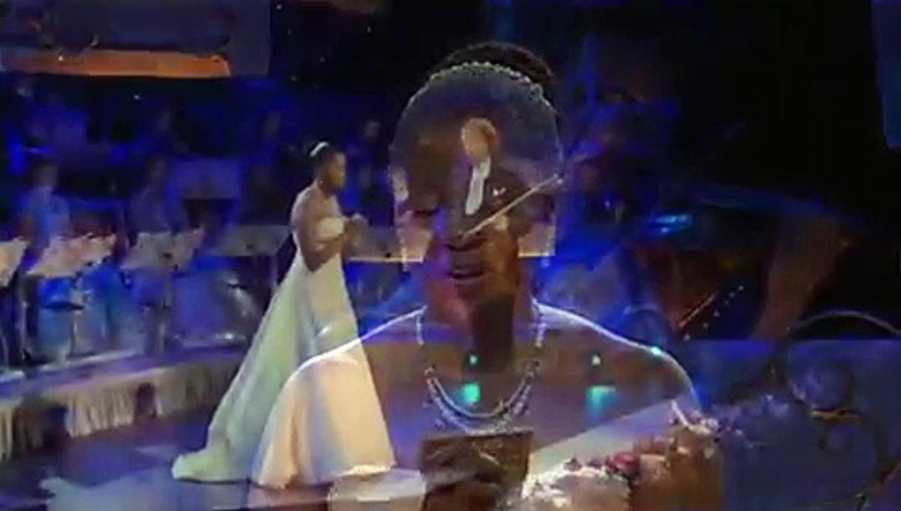 andré rieu in zuid afrika. ave maria j s  Bach. gezongen door kimi skota.