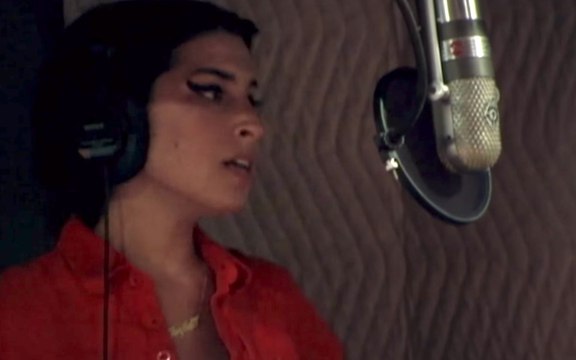 Quand Amy Winehouse chantait Back to Black a cappella avec Mark Ronson