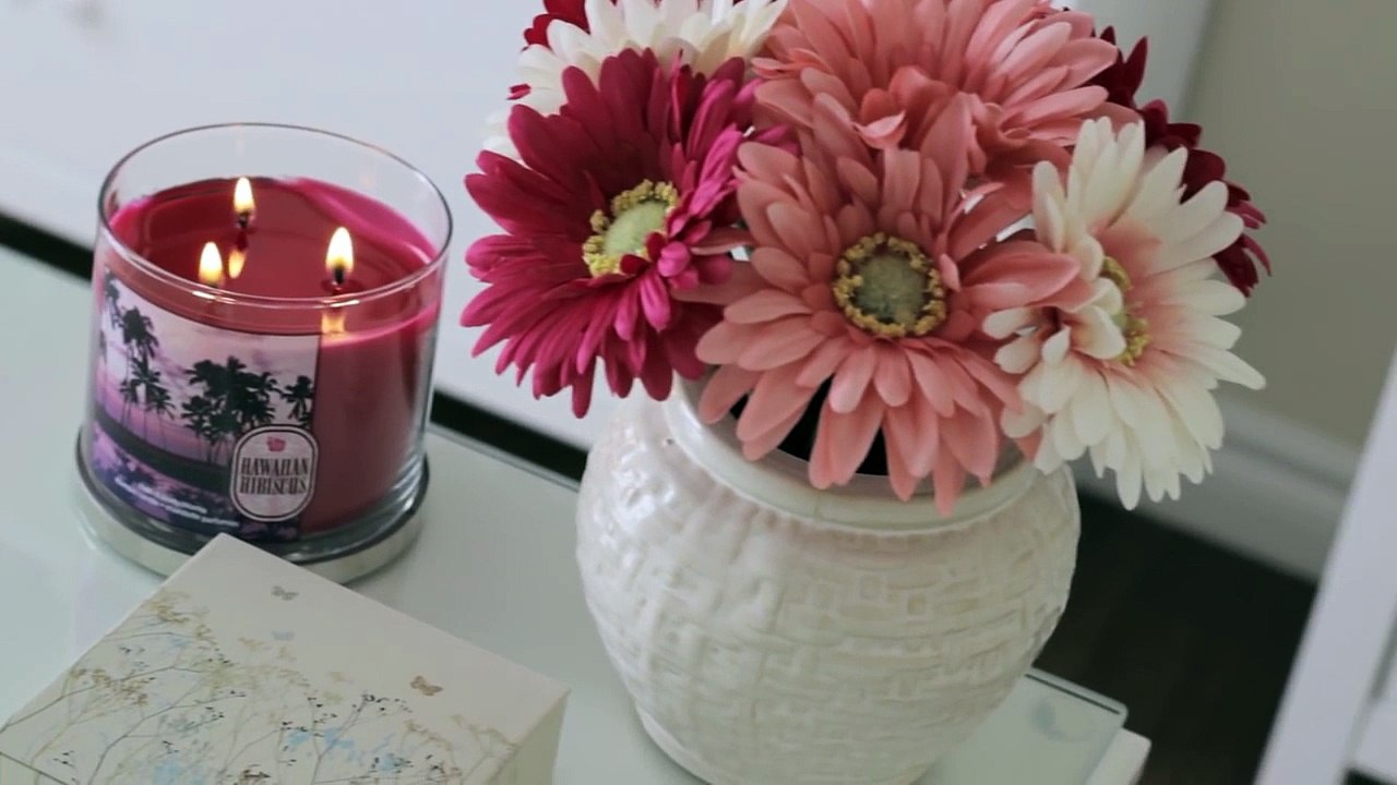 ROOM TOUR + NAIL POLISH COLLECTION!!!