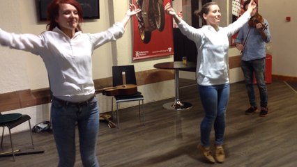 Ces Mannois viennent chanter et danser