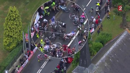 5e étape : Encore une chute massive avec Pinot et Péraud !