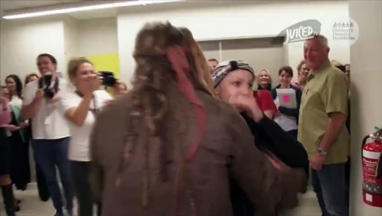 Le capitaine Jack Sparrow rend visite aux enfants malades en Australie