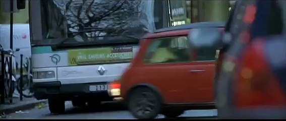 Paris Police Chase Scene - The Bourne Identity (2002).avi-