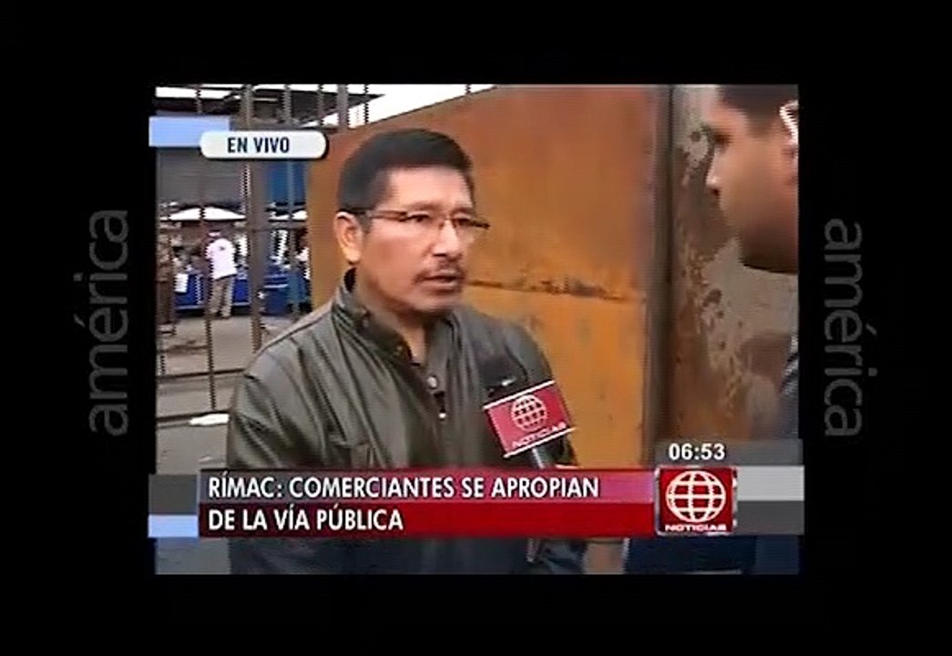 Rímac: Comerciantes toman 2 carriles de la Av. Los Próceres