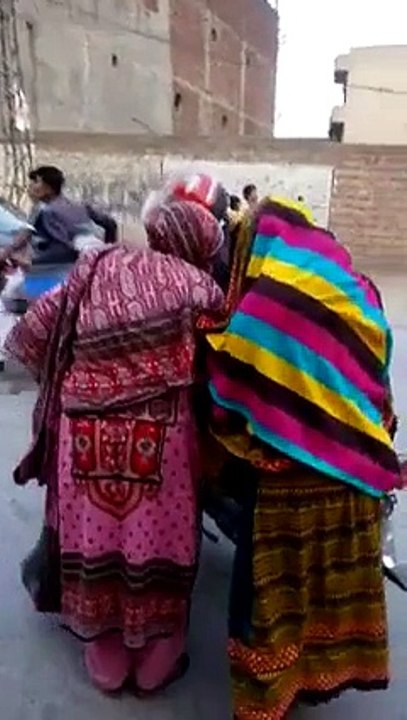 ہم زندہ قوم ہیں تابندہ قوم ہیں