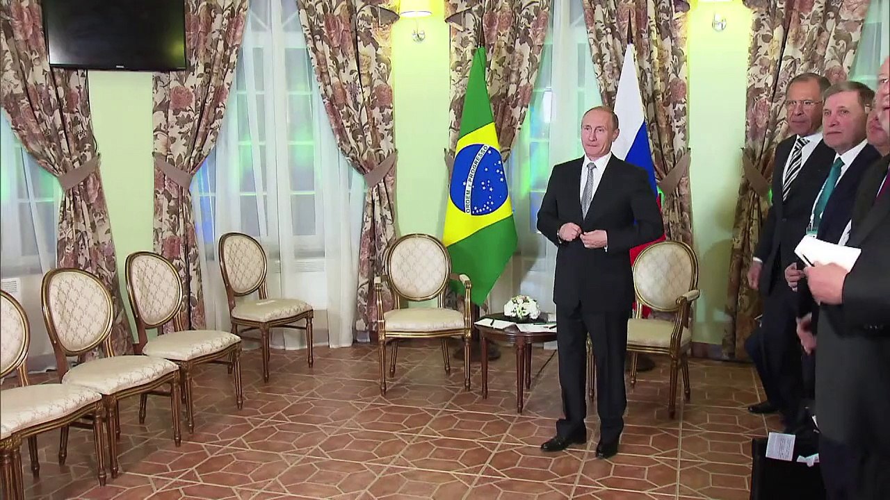 Putin recibe a Rousseff en Moscú