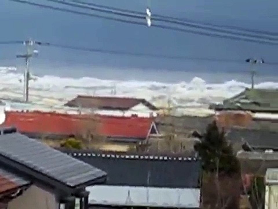東日本大津波15m壊滅衝撃瞬間の宮城県亘理町荒浜小学校～裏堤防破壊