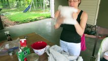 HOW TO MAKE THE BEST HOMEMADE ICE CREAM in a ZIPLOC BAG!!! (Science Experiment)