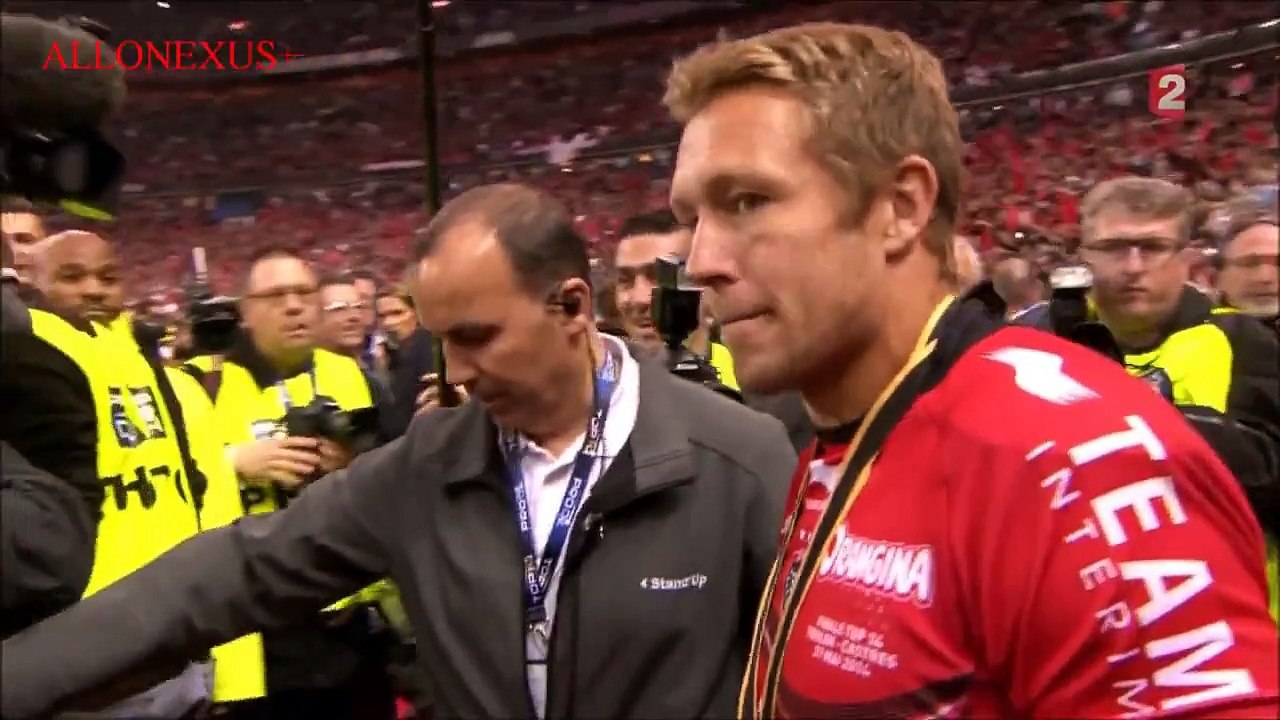 JONNY WILKINSON : HOMMAGE A SA " FEMME " AU STADE DE FRANCE . HD1080p