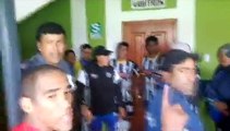 Segunda División: Juan Flores envuelto en otro escándalo por agresión (VIDEO)