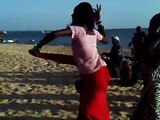 Musique   danseuses sénégalaises avant les combats de lutte sénégalaise. N°155