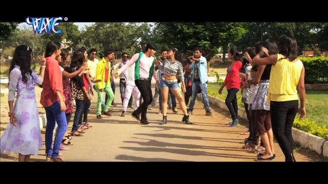 Handle Mar Deb इंजन मोबिल फेकेलागी - Hukumat - Bhojpuri Hot Songs 2015