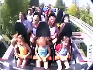 Mary Kate and Ashley Olsen singing Scary Rides