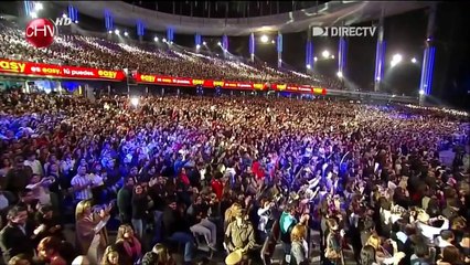 Marc Anthony Ft  Jose Luis Perales  Y Como Es El En Vivo) (HD)