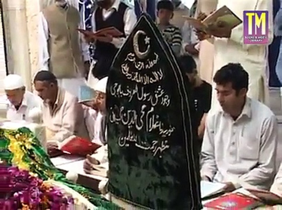 Mehfil At Golra Sharif