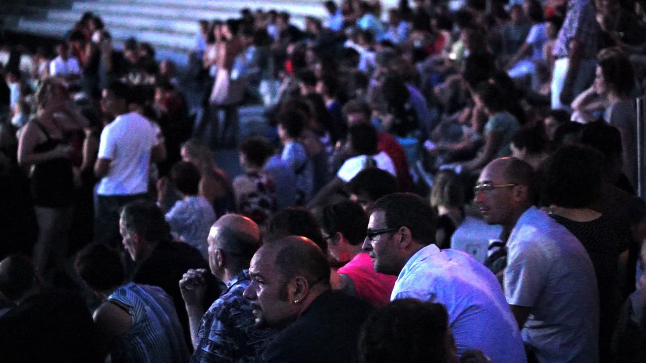 Projection en plein air : le bouton de nacre de Patricio Guzman