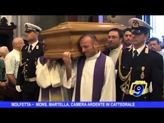 Télécharger la video: MOLFETTA | Mons. Martella, camera ardente in Cattedrale