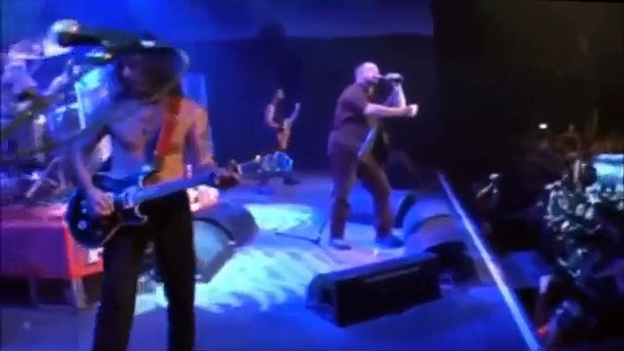 ALMAFUERTE SE VOS LETRA SUBTITULADO EN VIVO MUY BUENO