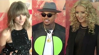 iHeartRadio Music Awards 2015 Red Carpet Arrivals - Taylor Swift, Chris Brown & More