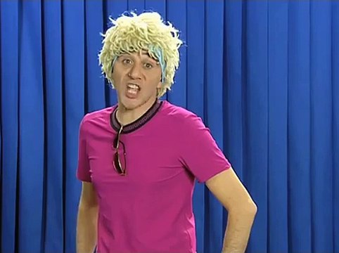 Elie Semoun - Les Petites Annonces - Le hurleur au chômage